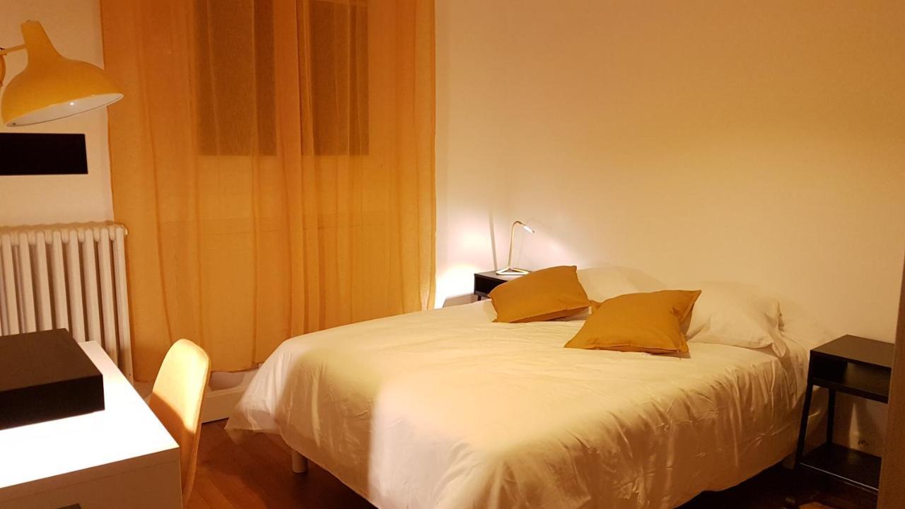 Spacieux Appartement Au Centre Du Mans Le Mans Eksteriør billede